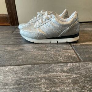 Calvin Klein Women Silver Glitter Sneakers Size 10